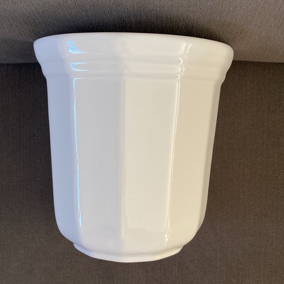 Vintage Pfaltzgraff Heritage White Small Canister 6-1/4” and Lid - Picture 10 of 10